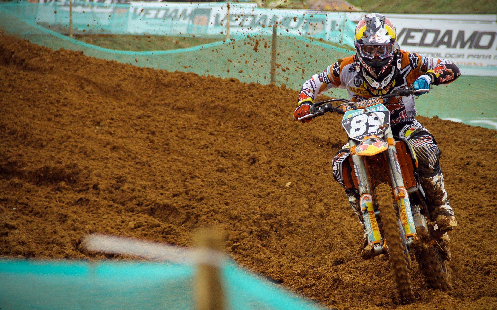 西甲悬念重生,皇家马德里仅存争冠火种,国家德比定乾坤