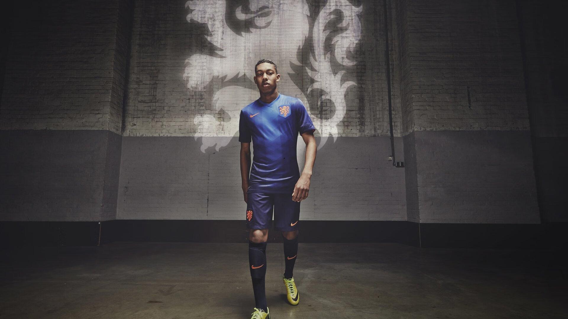 与哈利父亲冲突！字母哥：赢球高兴是人之常情 但他不该恶语相向